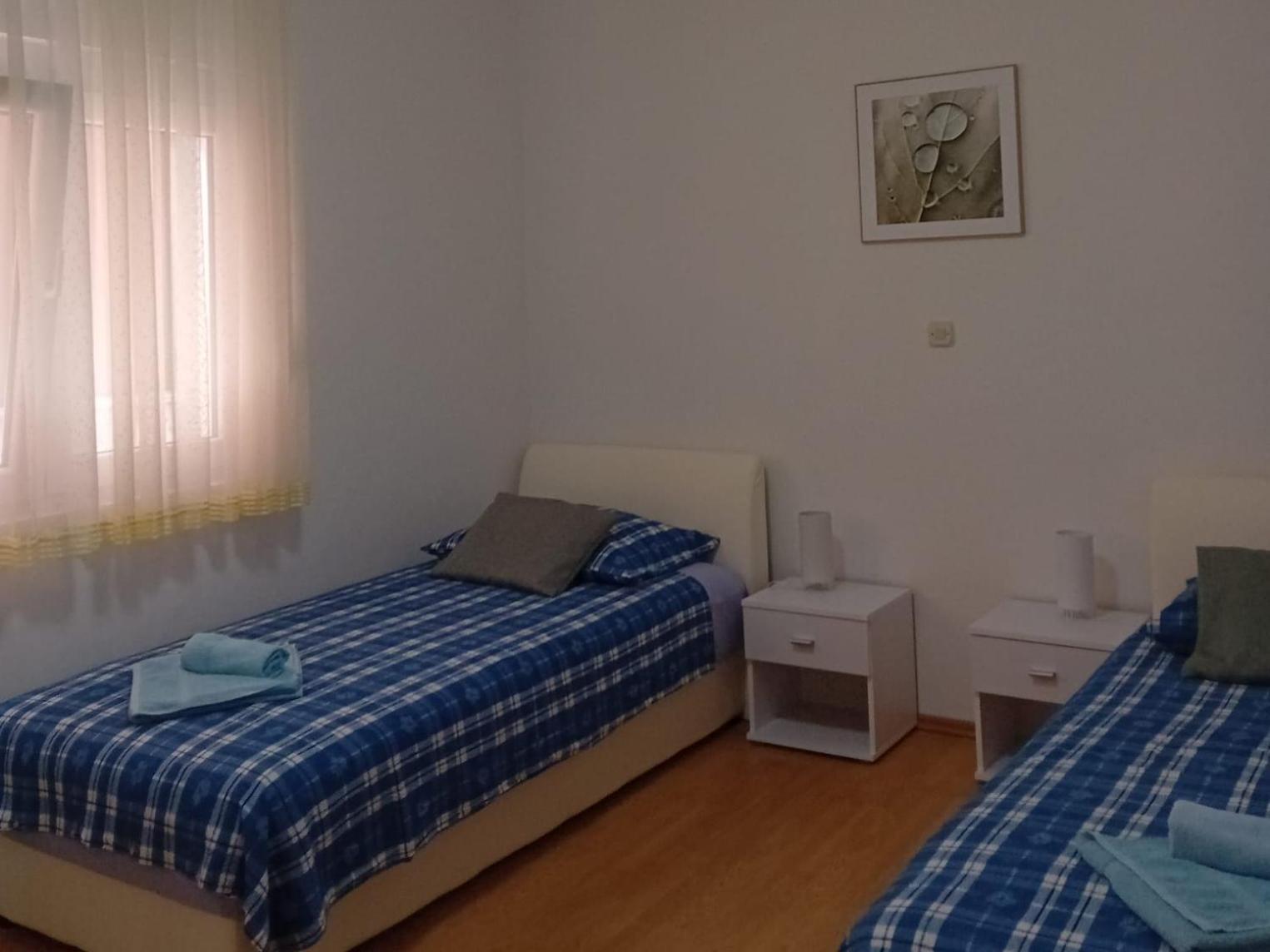 Apartment Plitvice Starigrad Paklenica Esterno foto