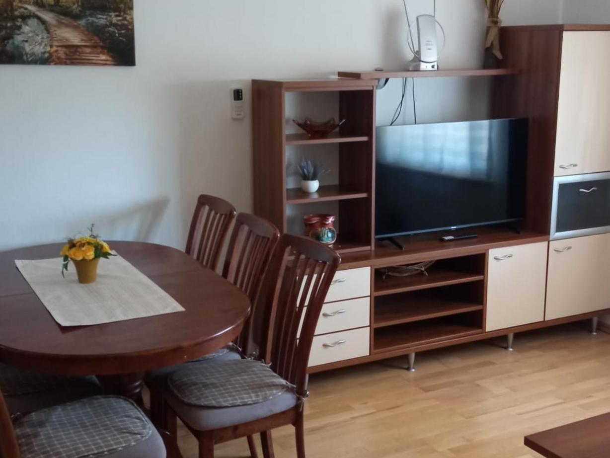 Apartment Plitvice Starigrad Paklenica Esterno foto