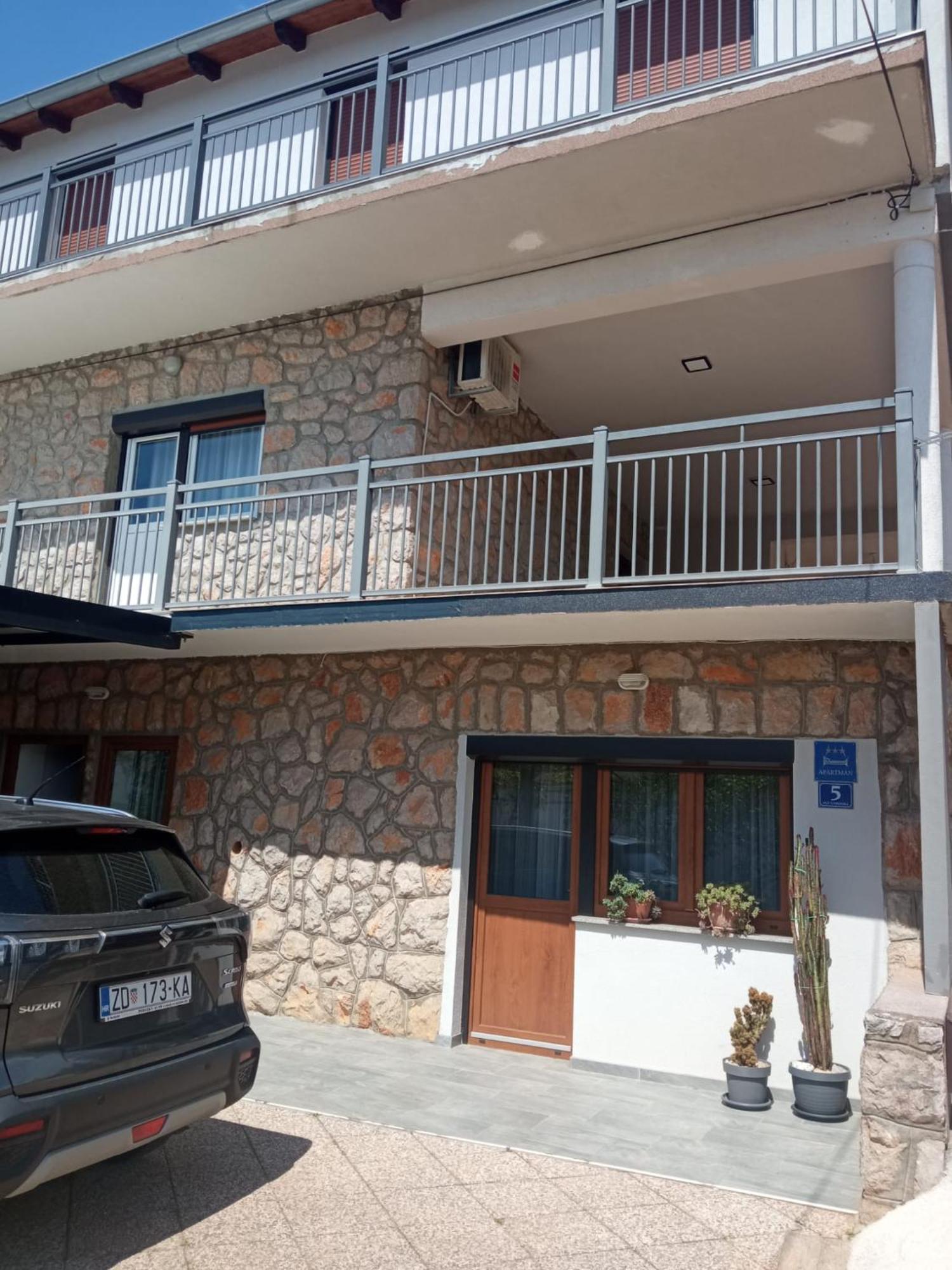 Apartment Plitvice Starigrad Paklenica Esterno foto
